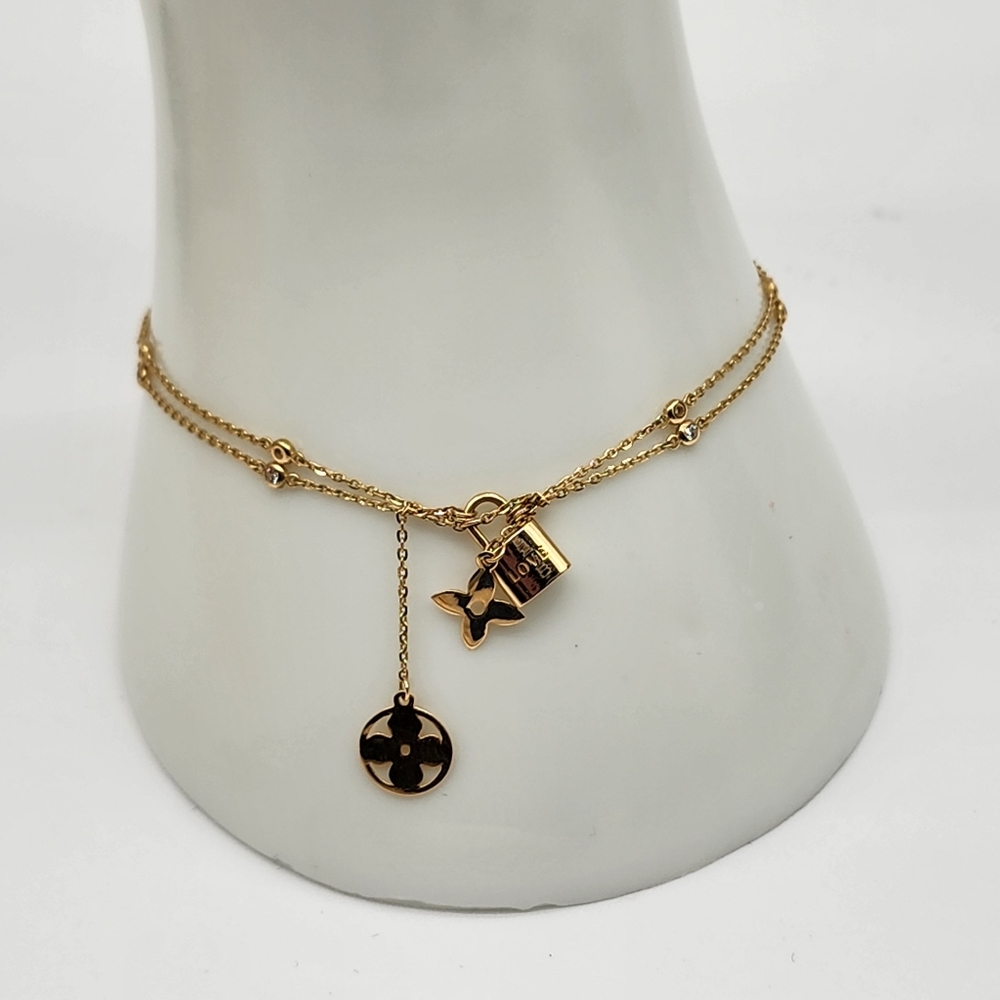 18K Yellow Gold Charmed Bracelet sz 6.5 - sz 7 Double Chain Adjustable NEW Au75 - Picture 2 of 7